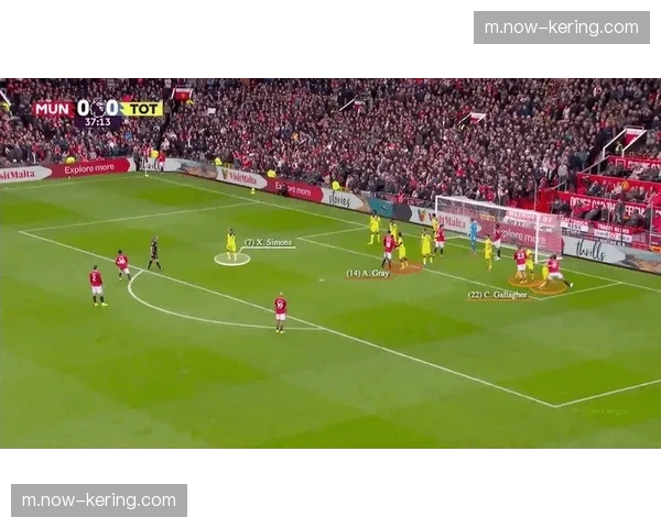 巴黎FC中场拦截配合定位球战术 反击效率决定比赛走向关键